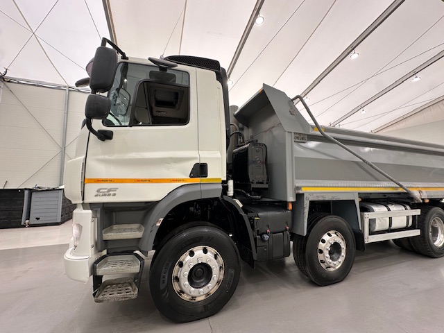 DAF CF 400 8×4 Day Cab Steel Tipper