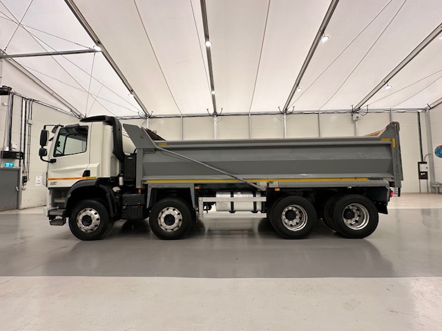 DAF CF 400 8×4 Day Cab Steel Tipper
