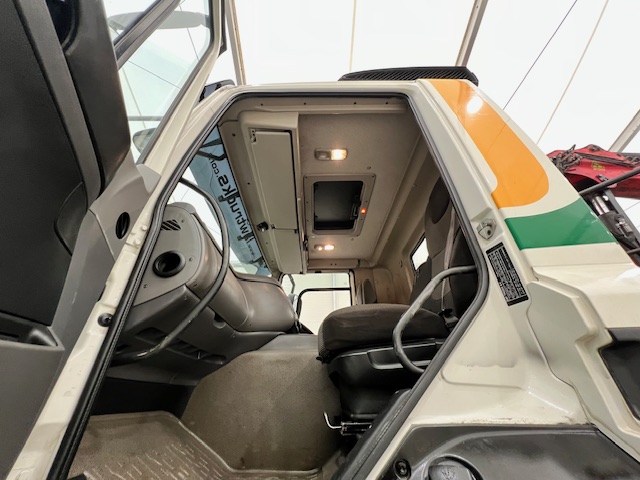 DAF CF 400 8×4 Day Cab Steel Tipper Grab