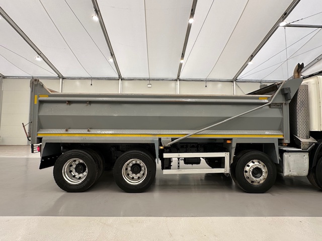 DAF CF 400 8×4 Day Cab Steel Tipper