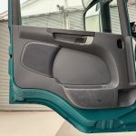 Scania P360 8×4 Rest Cab Tipper Manual - thumbnail