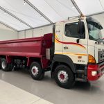 Hino 3241 700 8×4 Sleeper Cab Steel Tipper - thumbnail