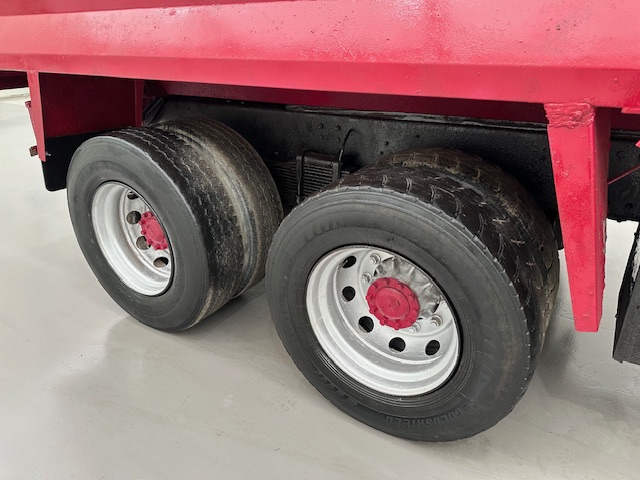 Hino 3241 700 8×4 Sleeper Cab Steel Tipper
