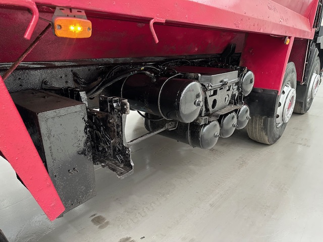 Hino 3241 700 8×4 Sleeper Cab Steel Tipper