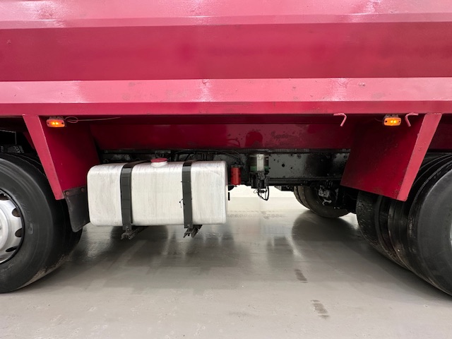 Hino 3241 700 8×4 Sleeper Cab Steel Tipper