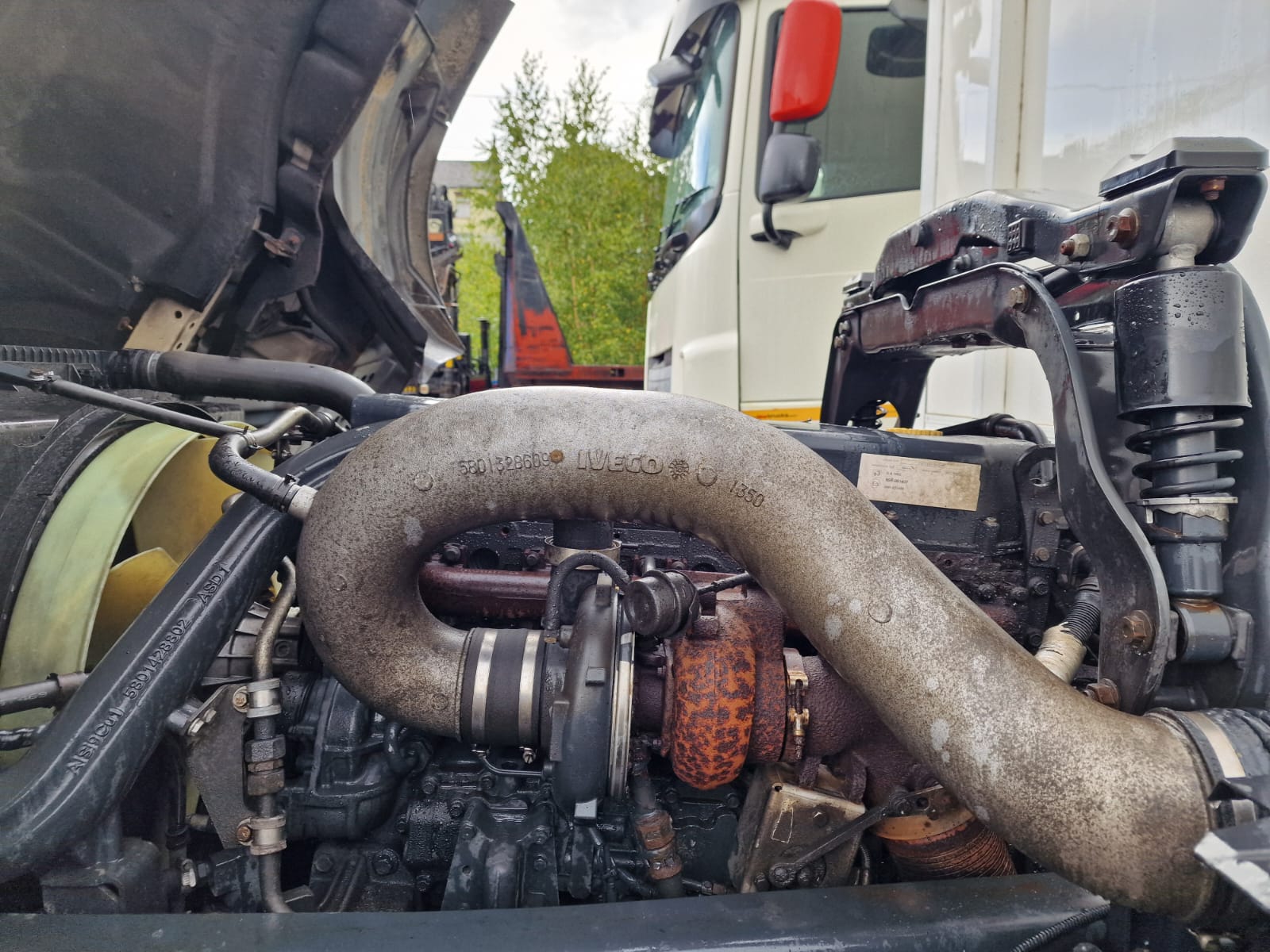 Iveco Stralis 310 AT 6×2 Fridge Box Van
