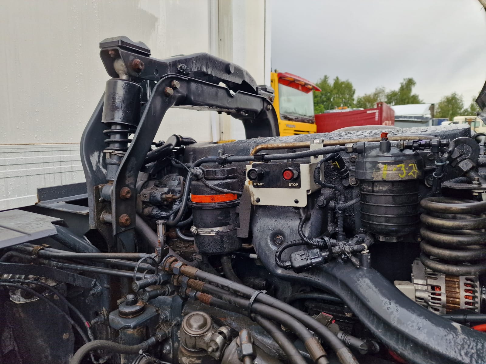 Iveco Stralis 310 AT 6×2 Fridge Box Van
