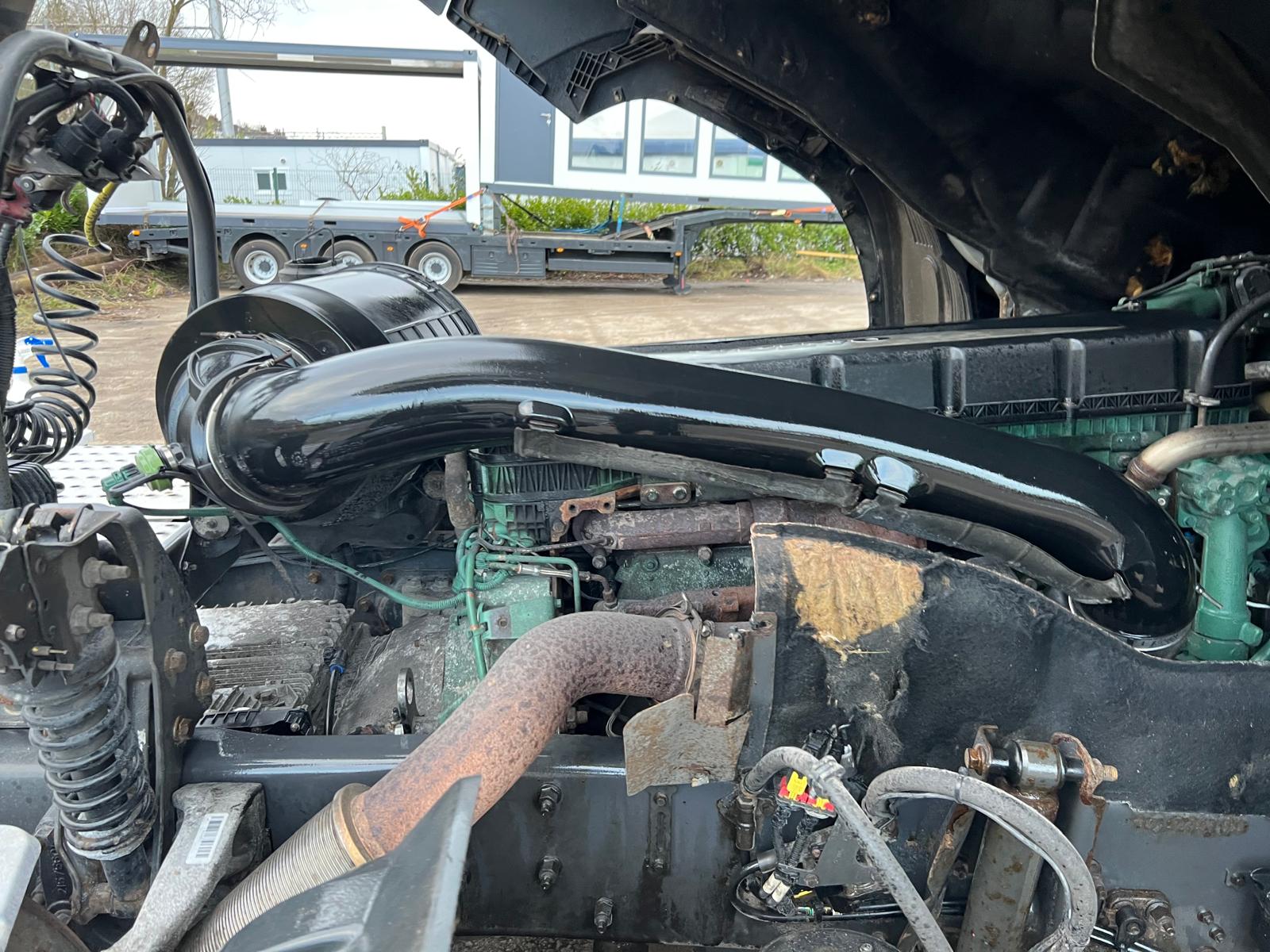 Volvo FM 450 6×2 Midlift Tractor Unit
