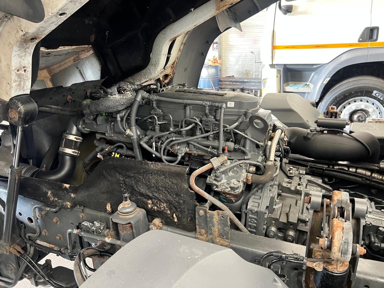 DAF LF 250 4×2 Rest Cab Fridge Box