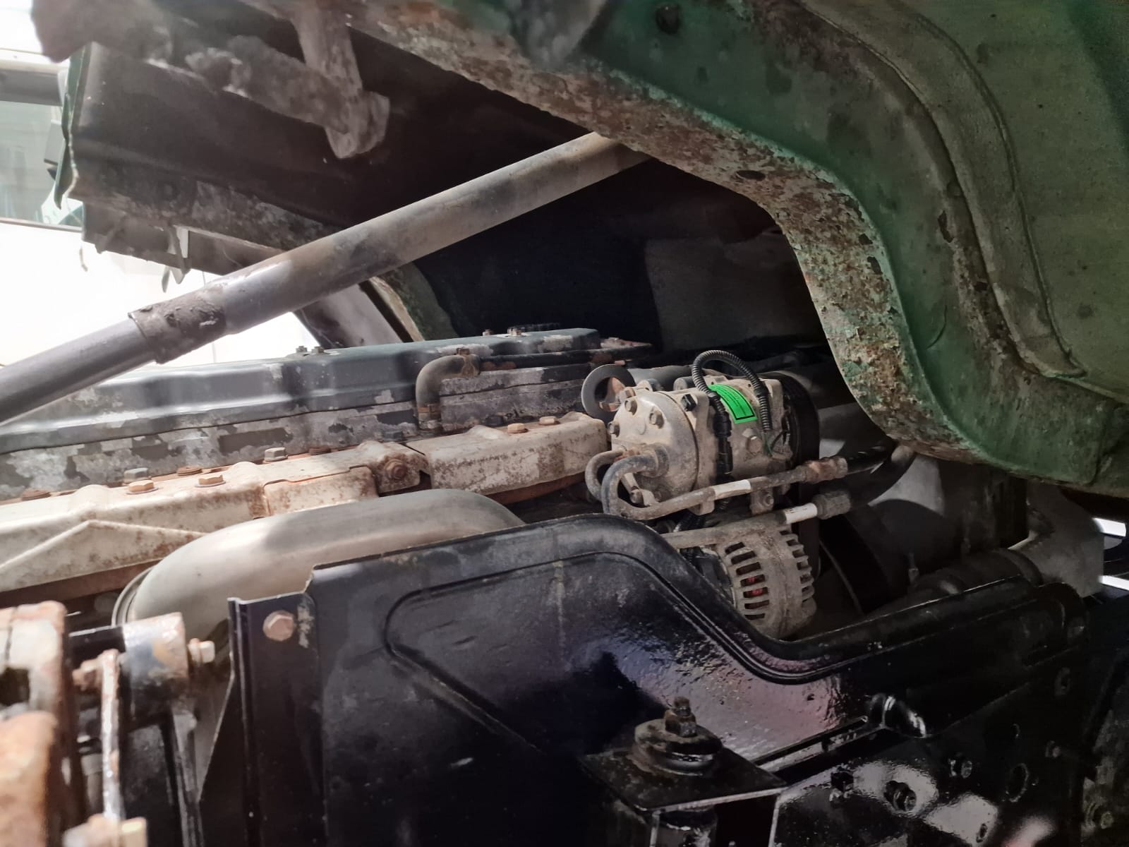DAF LF55 220 Day Cab Dropside Crane