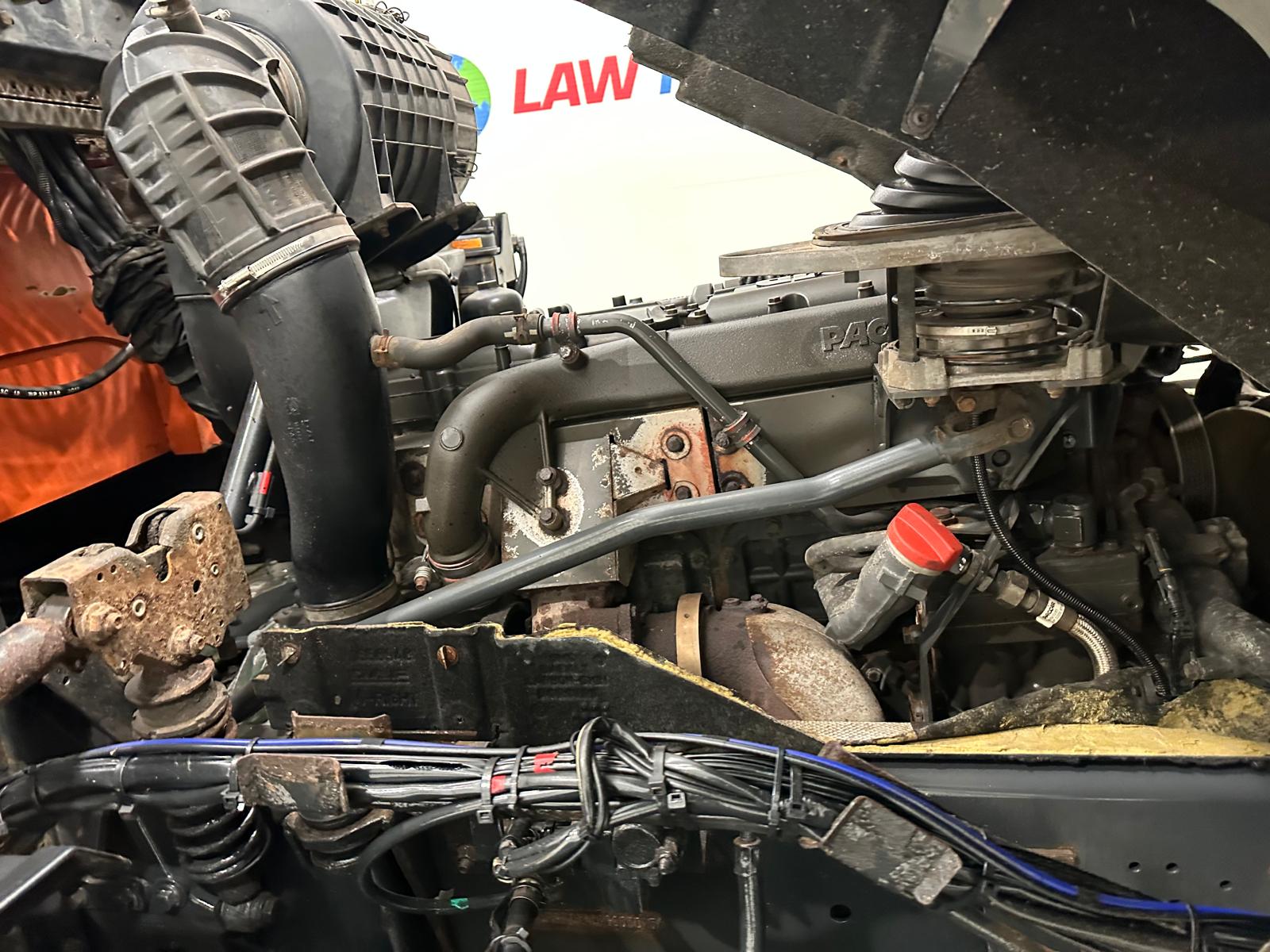 DAF CF75 310 6×4 Steel Tipper Grab Manual