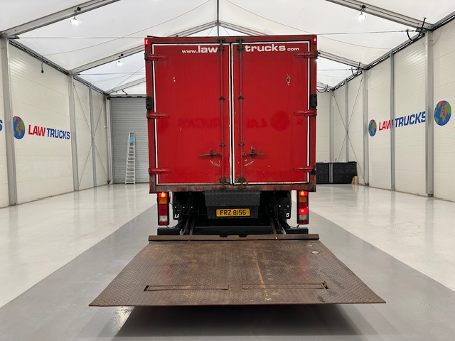 Mercedes Axor 2529 6×2 Rear Lift Day Cab Box Van