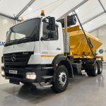 Mercedes Axor 2628 6×4 Day Cab Hookloader Gritter - thumbnail