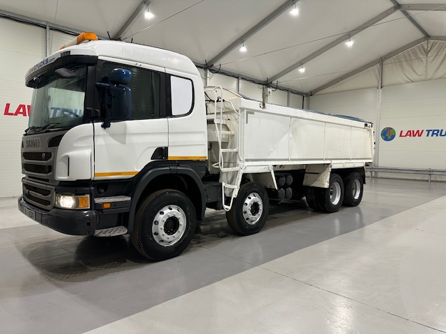 Scania P400 8×4 Sleeper Cab Tipper Manual