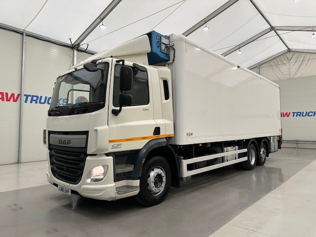DAF CF 290 6×2 Rear Steer Fridge Box