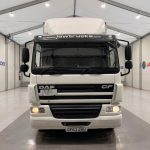 DAF CF75 310 Rear Lift Sleeper Cab Curtainsider - thumbnail