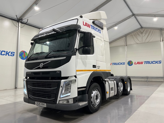Volvo FM 450 6×2 Midlift Tractor Unit