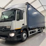 Mercedes Actros 2530 6×2 Day Cab Curtainsider - thumbnail