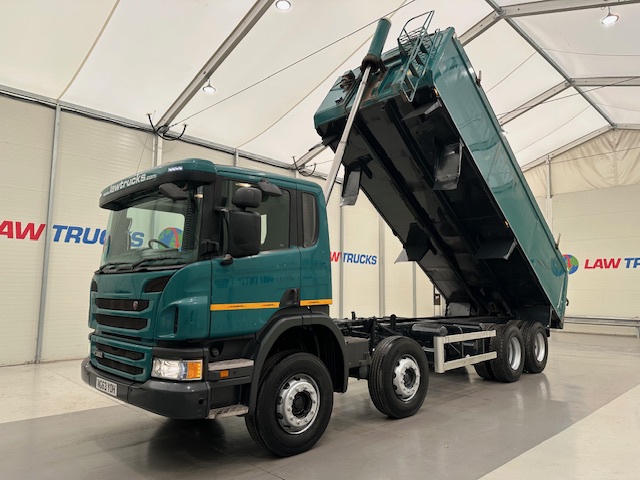 Scania P360 8×4 Rest Cab Tipper Manual
