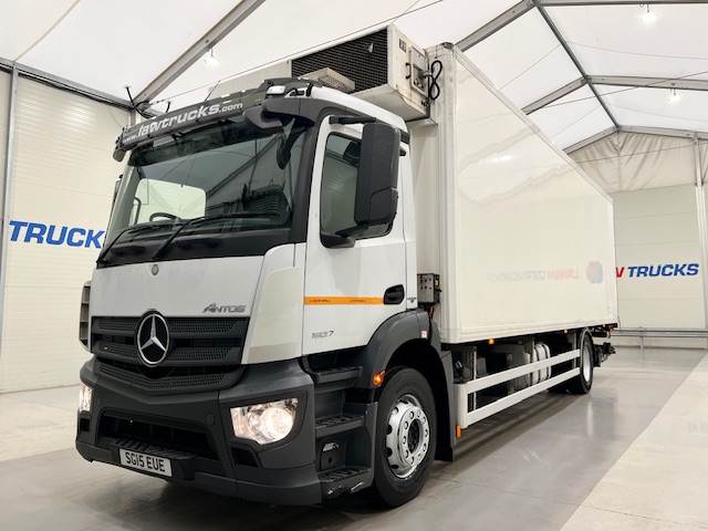 Mercedes Antos 1827 Day Cab Fridge Box