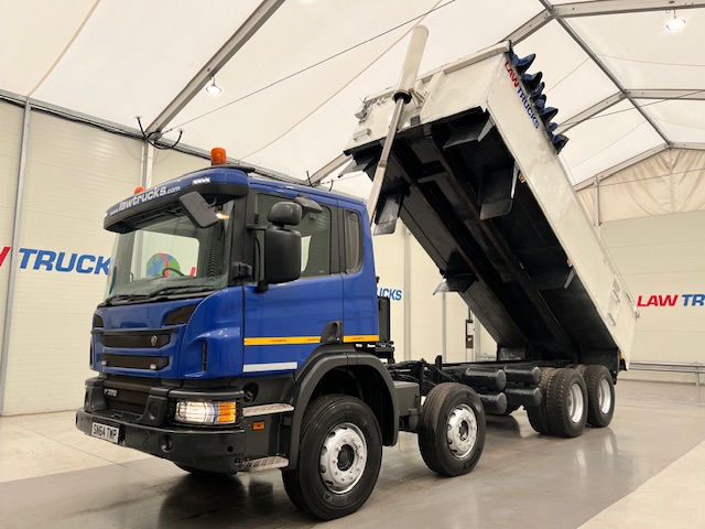 Scania P370 8×4 Rest Cab Tipper Manual