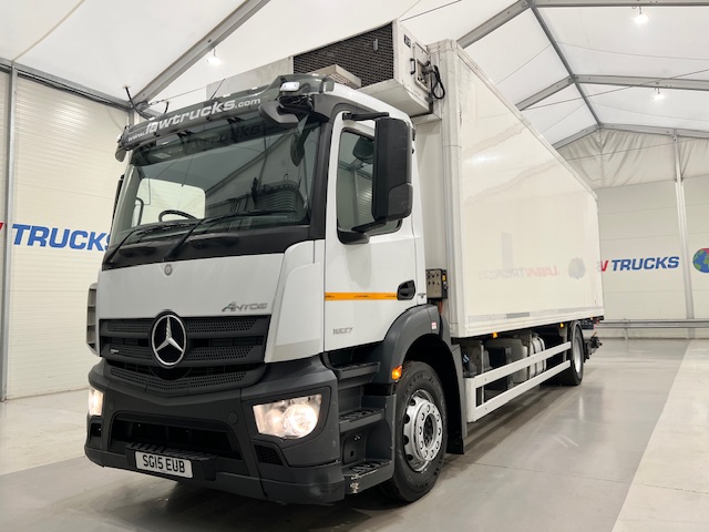 Mercedes Antos 1827 Day Cab Fridge Box