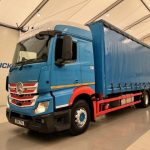 Mercedes Actros 2530 Rear Lift Sleeper Cab Curtainsider - thumbnail
