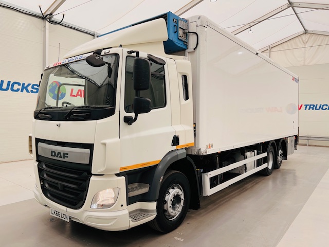 DAF CF 290 6×2 Rear Steer Fridge Box