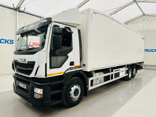 Iveco Stralis 310 AT 6×2 Fridge Box Van