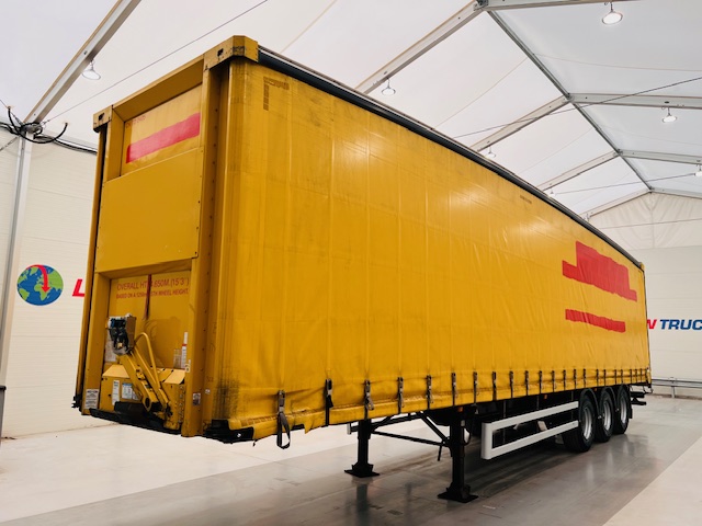 Don Bur Tri Axle Curtainsider Trailer