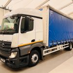 Mercedes Actros 1830 Sleeper Cab Curtainsider - thumbnail