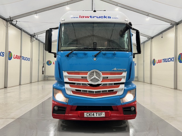 Mercedes Actros 2530 6×2 Sleeper Cab Curtainsider