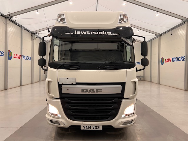 DAF CF 250 Sleeper Cab Curtainsider