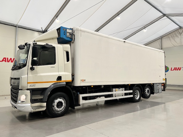 DAF CF 290 6×2 Rear Steer Fridge Box