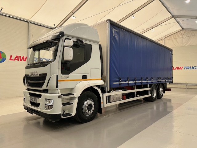 Iveco Stralis 360 6×2 Rear Steer Curtainsider