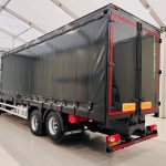 DAF CF 330 6×2 Rear Lift Sleeper Cab Curtainsider - thumbnail