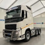 Volvo FH 460 Euro 5 6×2 Tractor Unit Safari Edition - thumbnail