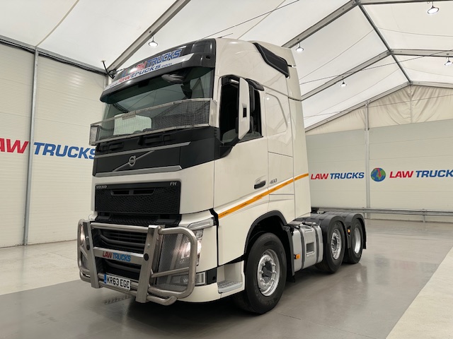 Volvo FH 460 Euro 5 6×2 Tractor Unit Safari Edition
