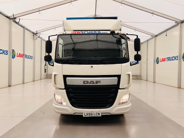DAF CF 290 6×2 Rear Steer Fridge Box
