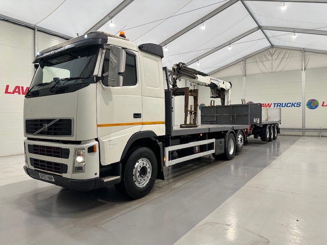 Volvo FH 440 6×2 Rear Lift Brick Grab Drawbar
