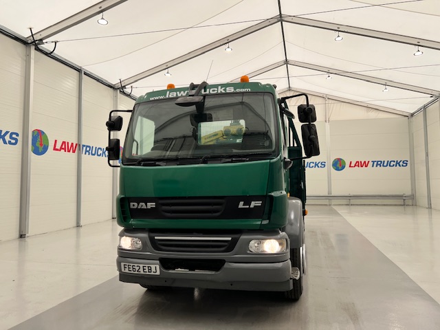 Daf LF55 220 Day Cab Dropside Crane