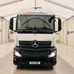 Mercedes Actros 1830 Sleeper Cab Curtainsider - thumbnail