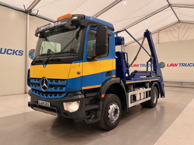 Mercedes Arocs 1824 Day Cab Skip Loader
