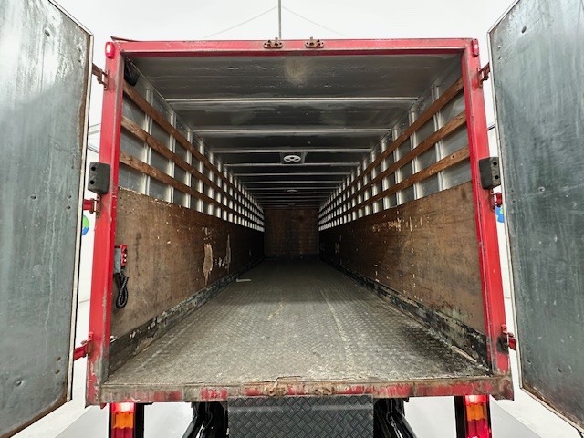 Mercedes Axor 2529 6×2 Rear Lift Day Cab Box Van