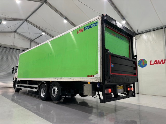 Scania P280 6×2 Rear Lift Day Cab Fridge Box