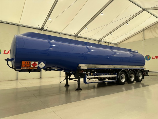 Cobo 41000 Litre Tri Axle Fuel Tanker Trailer