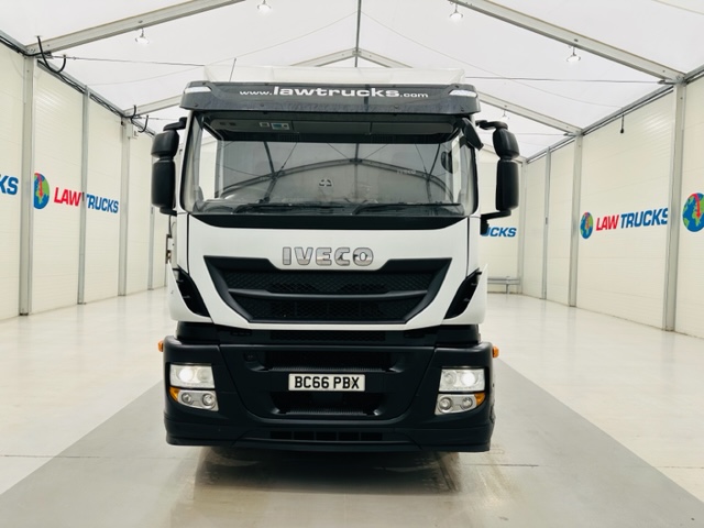 Iveco Stralis 310 Euro 6 6×2 Box Van