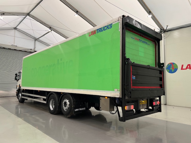 Scania P280 6×2 Rear Lift Day Cab Fridge Box