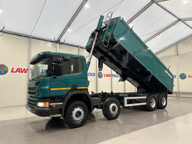 Scania P360 8×4 Rest Cab Tipper Manual