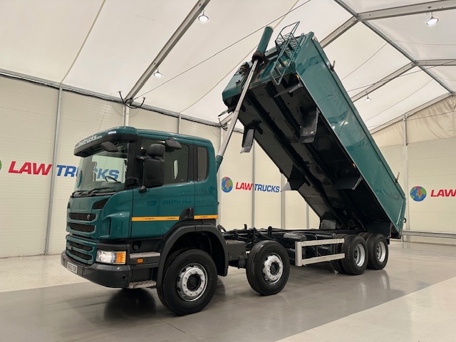 Scania P360 8×4 Rest Cab Tipper Manual